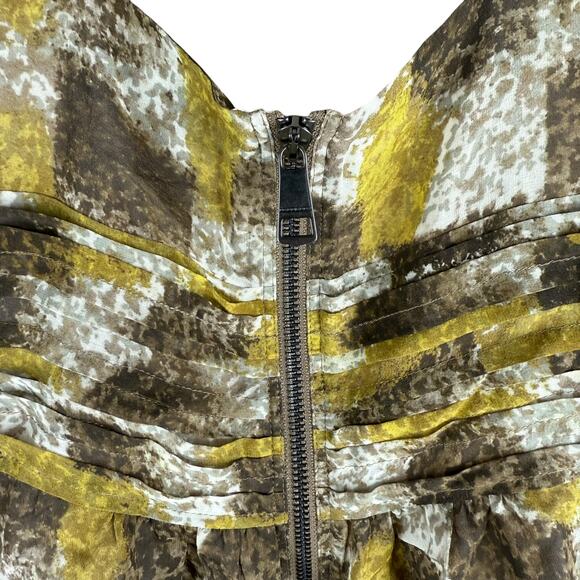 NEW Burberry Silk Pleated Tank Top Blouse V-neck Dark Mustard Size 10 - Picture 5 of 7